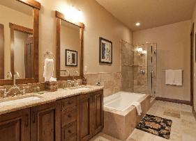 The Canyons Ski Resort Vacation Rental - Juniper Bath