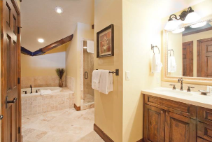 Deer Valley Vacation Rentals - 2nd Bathroom