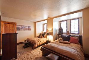 Park City Condo Rental - 3rd Bedroom with 2 Full Beds