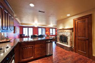 Park City Condo Rental - Designer Kitchen with Fireplace
