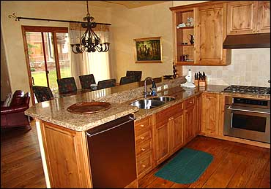 Beever Creek Vacation Home - Gourmet Kitchen