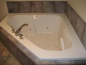 Park City Condo Vacation Rental Property - Jacuzzi Tub