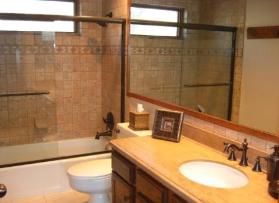 Avon/Beaver Creek Vacation Property - Upstairs Bath #3