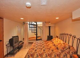 Solitude Vacation Rental - 2nd Master Suite