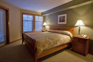 Solitude Vacation Rental - 2nd Bedroom