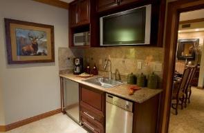 Westgate Vacation Condo - Kitchen