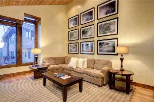 Park City Vacation Rentals - Living Room w/ Mountain View